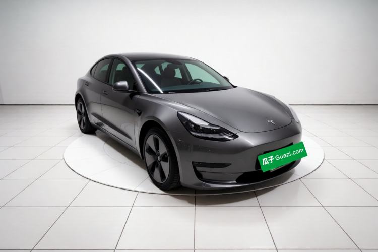 Used Tesla Model 3 2019 Long-Range Rear-Wheel-Drive Version Front Right 45 Deg