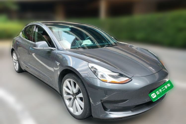 Used Tesla Model 3 2019 Standard Range Rear-Drive Upgraded Version Front Right 45 Deg