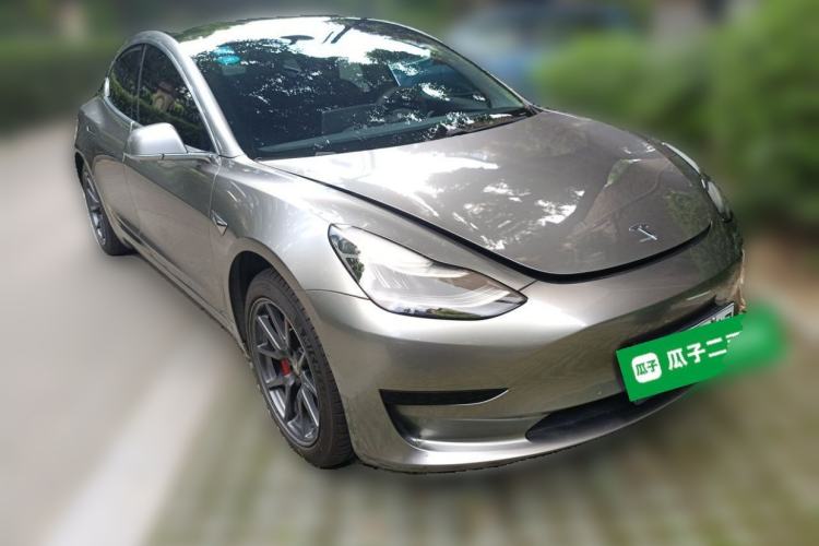 Used Tesla Model 3 2019 Standard Range Rear-Drive Upgraded Version Front Right 45 Deg
