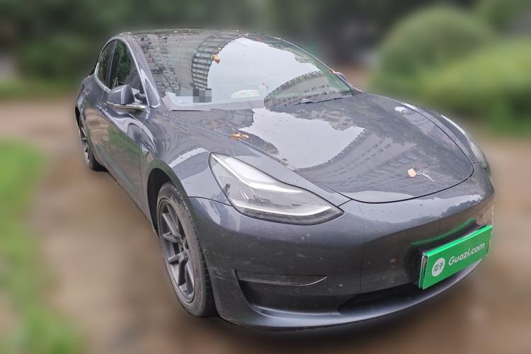 Used Tesla Model 3 2019 Long-Range Rear-Wheel-Drive Version Front Right 45 Deg