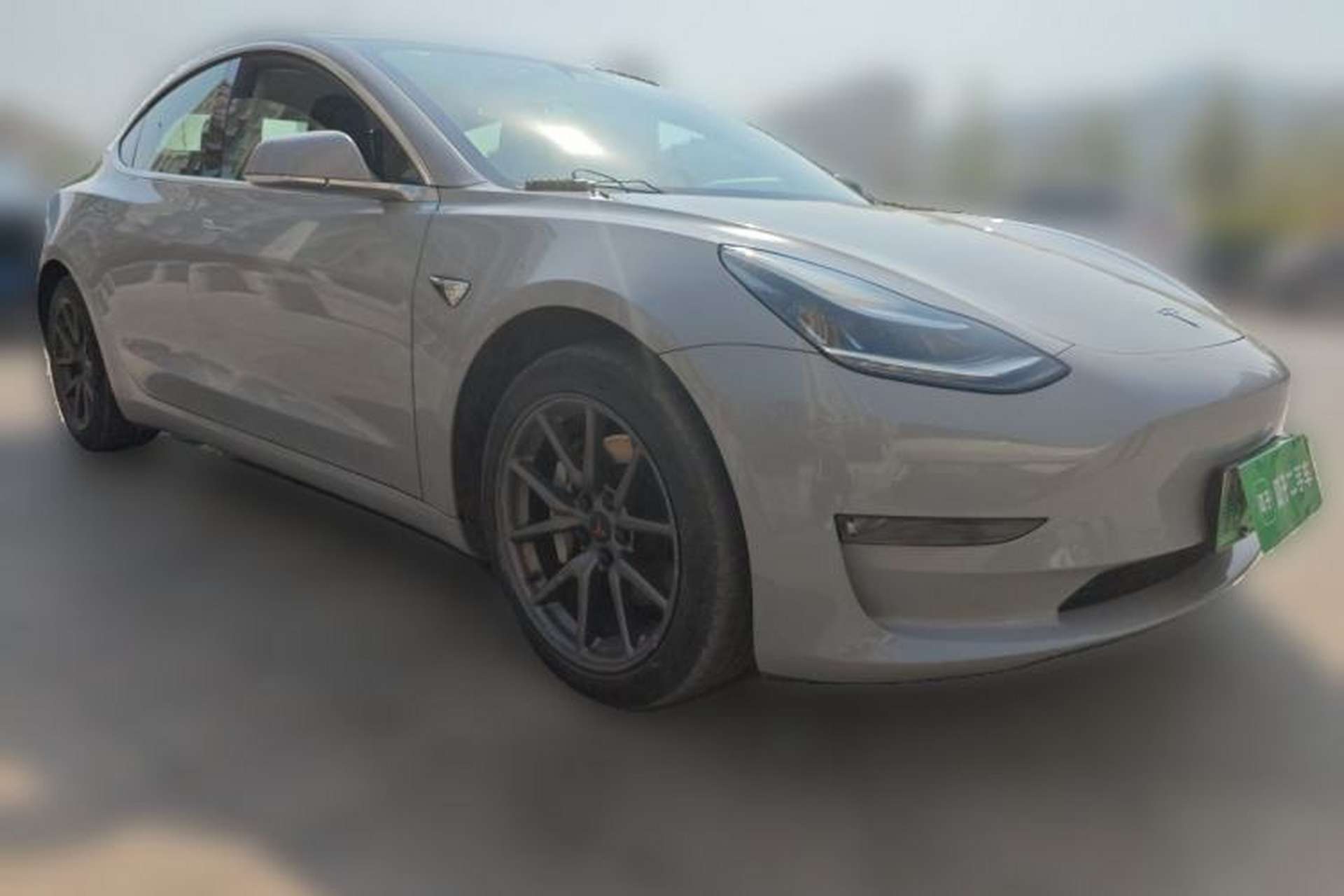 Used Tesla Model 3 2019 Long-Range All-Wheel-Drive Version Front Right 45 Deg