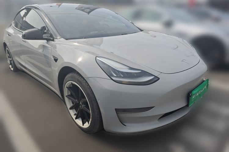 Used Tesla Model 3 2019 Long-Range Rear-Wheel-Drive Version Front Right 45 Deg