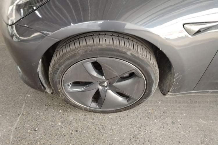 Used Tesla Model 3 2019 Standard Range Rear-Drive Upgraded Version Left Front Wheel Hub