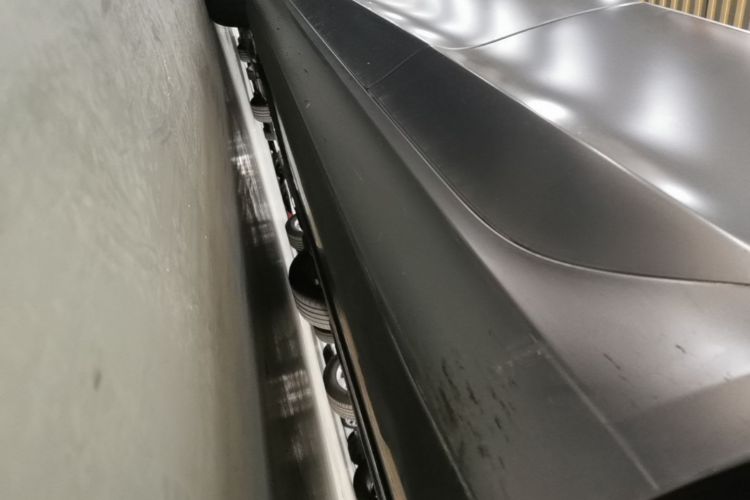 Used Tesla Model 3 2019 Standard Range Rear-Drive Upgraded Version Left Side Sill