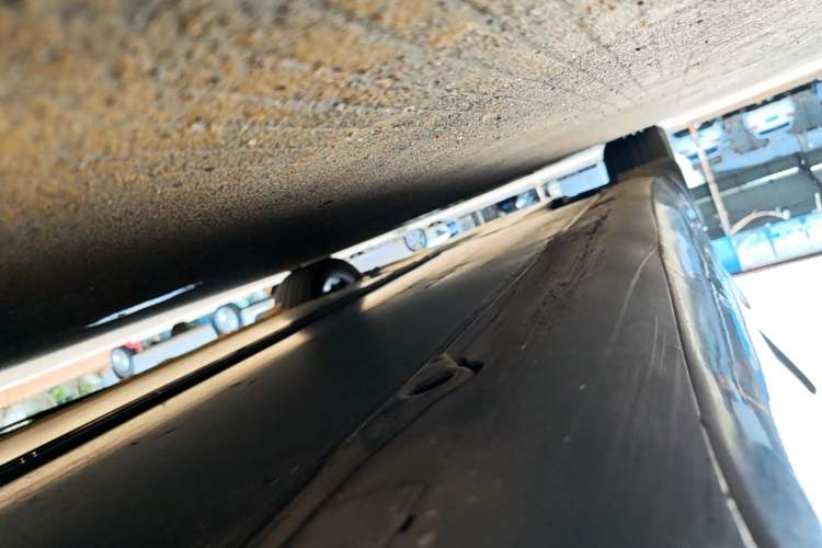 Used Tesla Model 3 2019 Long-Range Rear-Wheel-Drive Version Left Side Sill