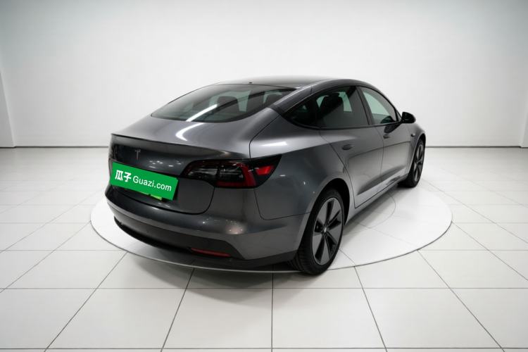 Used Tesla Model 3 2019 Long-Range Rear-Wheel-Drive Version Rear Right 45 Deg