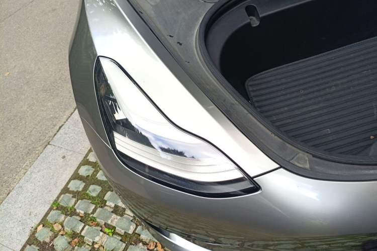 Used Tesla Model 3 2019 Standard Range Rear-Drive Upgraded Version Right Front Headlight