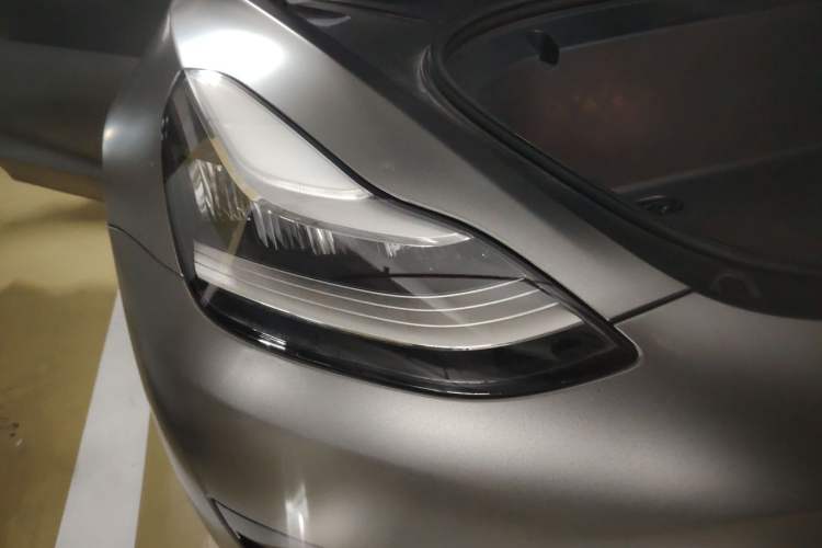 Used Tesla Model 3 2019 Standard Range Rear-Drive Upgraded Version Right Front Headlight