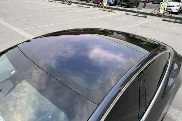 Used Tesla Model 3 2019 Long-Range All-Wheel-Drive Version Roof