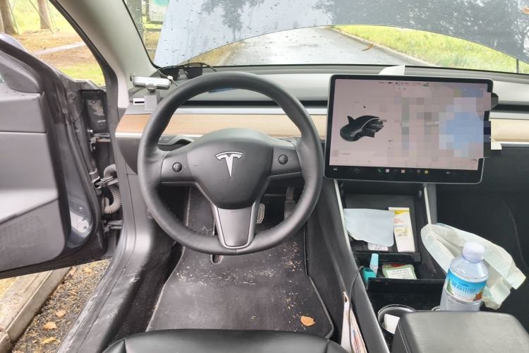 Used Tesla Model 3 2019 Long-Range All-Wheel-Drive Version Steering Wheel