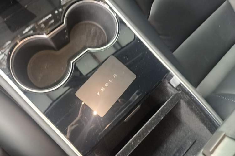 Used Tesla Model 3 2019 Standard Range Rear-Drive Upgraded Version Vehicle Key