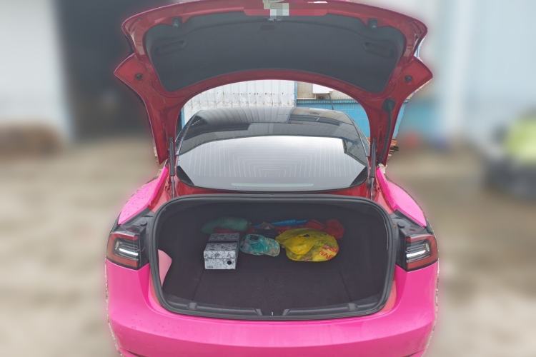 Used Tesla Model 3 2019 Long-Range Rear-Wheel-Drive Version Trunk
