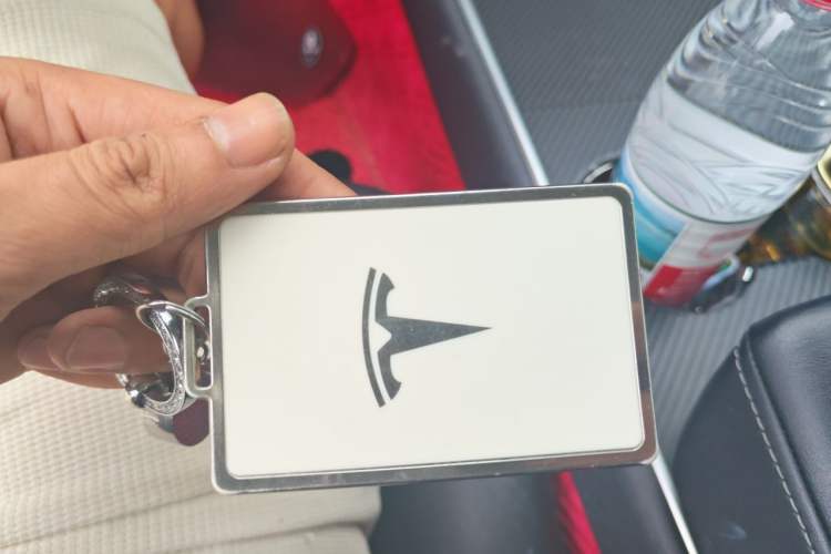 Used Tesla Model 3 2019 Long-Range Rear-Wheel-Drive Version Vehicle Key