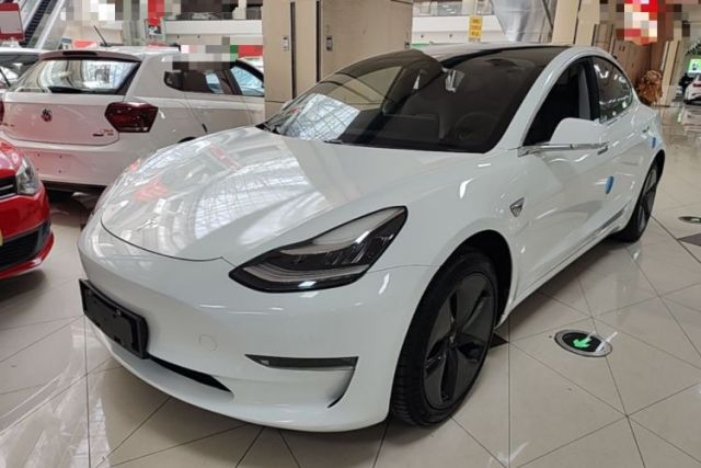 Used Tesla Model 3 2019 Long-Range Rear-Wheel-Drive Version