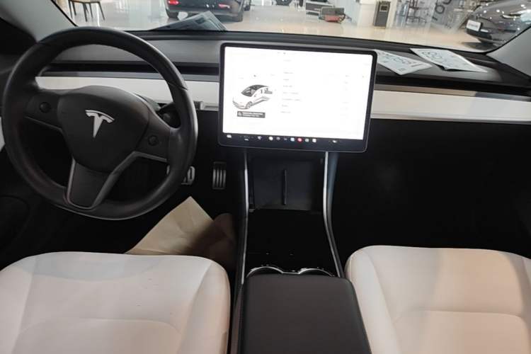 Used Tesla Model 3 2019 Performance High-Performance All-Wheel-Drive Version Audio And AC Panel
