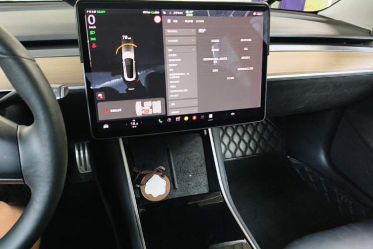 Used Tesla Model 3 2019 Standard Range Rear-Wheel Drive Upgraded Version (52 kWh) Audio And AC Panel