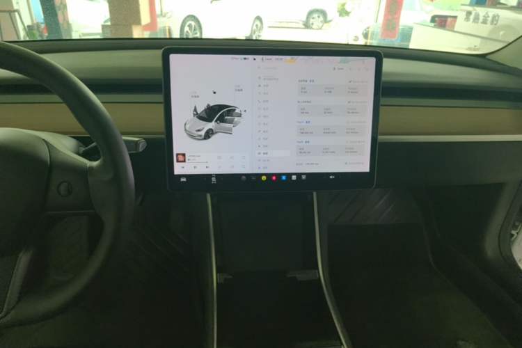 Used Tesla Model 3 2019 Long-Range Rear-Wheel-Drive Version Audio And AC Panel