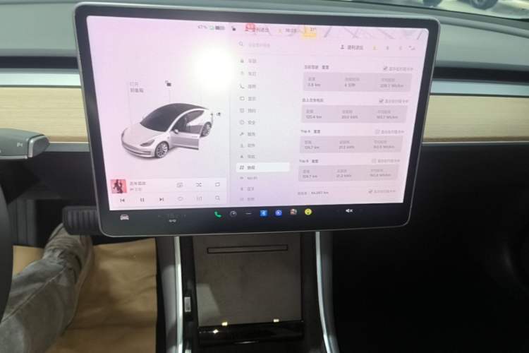 Used Tesla Model 3 2019 Long-Range All-Wheel-Drive Version Audio And AC Panel