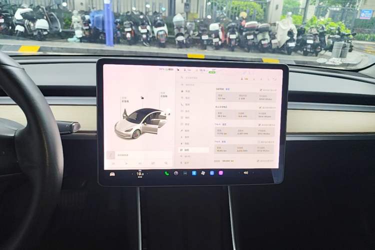 Used Tesla Model 3 2019 Standard Range Rear-Wheel Drive Upgraded Version (52 kWh) Audio And AC Panel
