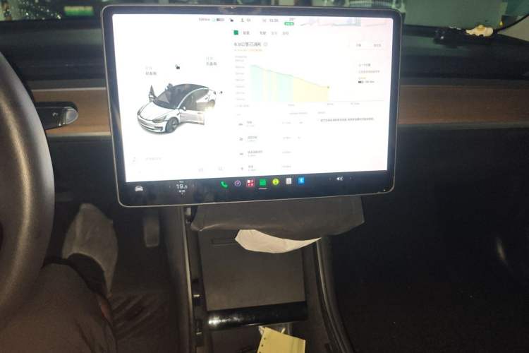 Used Tesla Model 3 2019 Standard Range Rear-Wheel Drive Upgraded Version (52 kWh) Audio And AC Panel