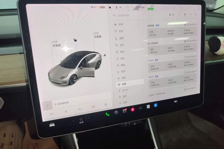 Used Tesla Model 3 2019 Long-Range Rear-Wheel-Drive Version Audio And AC Panel