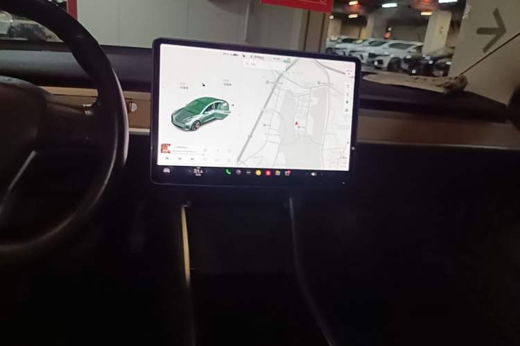 Used Tesla Model 3 2019 Long-Range Rear-Wheel-Drive Version Audio And AC Panel