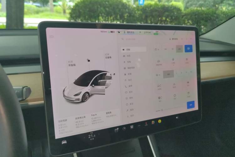 Used Tesla Model 3 2019 Standard Range Rear-Wheel Drive Upgraded Version (60 kWh) Audio And AC Panel