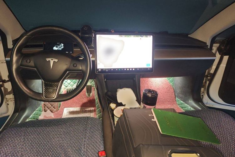 Used Tesla Model 3 2019 Long-Range Rear-Wheel-Drive Version Center Console