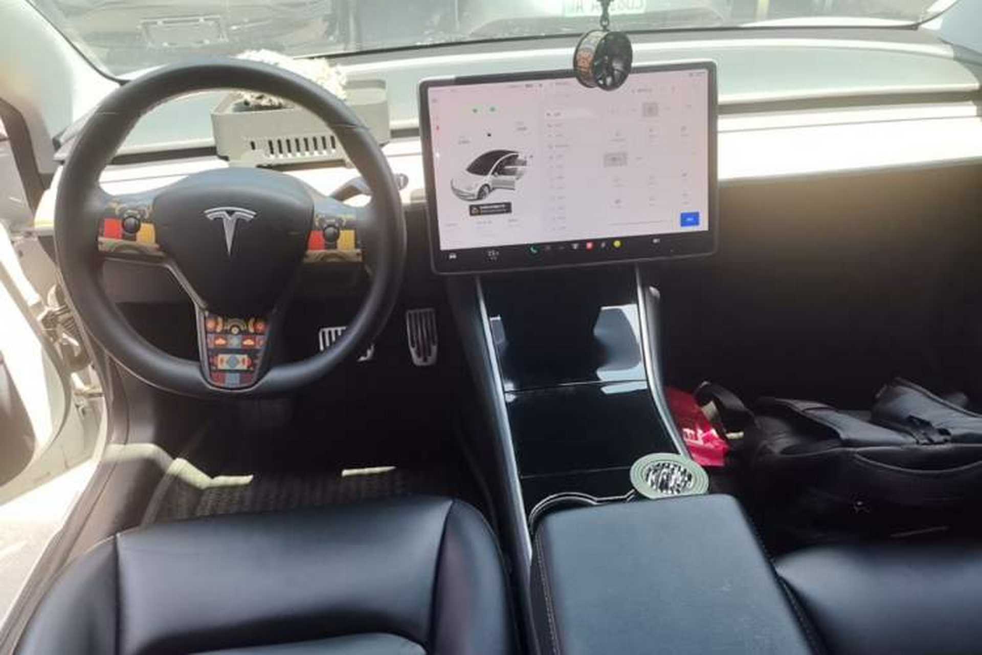 Used Tesla Model 3 2019 Standard Range Rear-Drive Upgraded Version Center Console