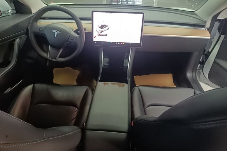 Used Tesla Model 3 2019 Standard Range Rear-Wheel Drive Upgraded Version (52 kWh) Center Console