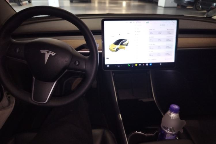 Used Tesla Model 3 2019 Long-Range Rear-Wheel-Drive Version Center Console
