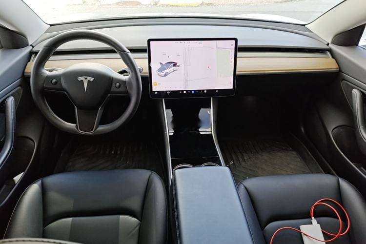 Used Tesla Model 3 2019 Long-Range Rear-Wheel-Drive Version Center Console