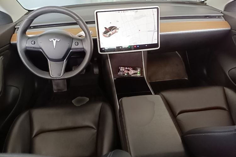 Used Tesla Model 3 2019 Standard Range Rear-Wheel Drive Upgraded Version (60 kWh) Center Console