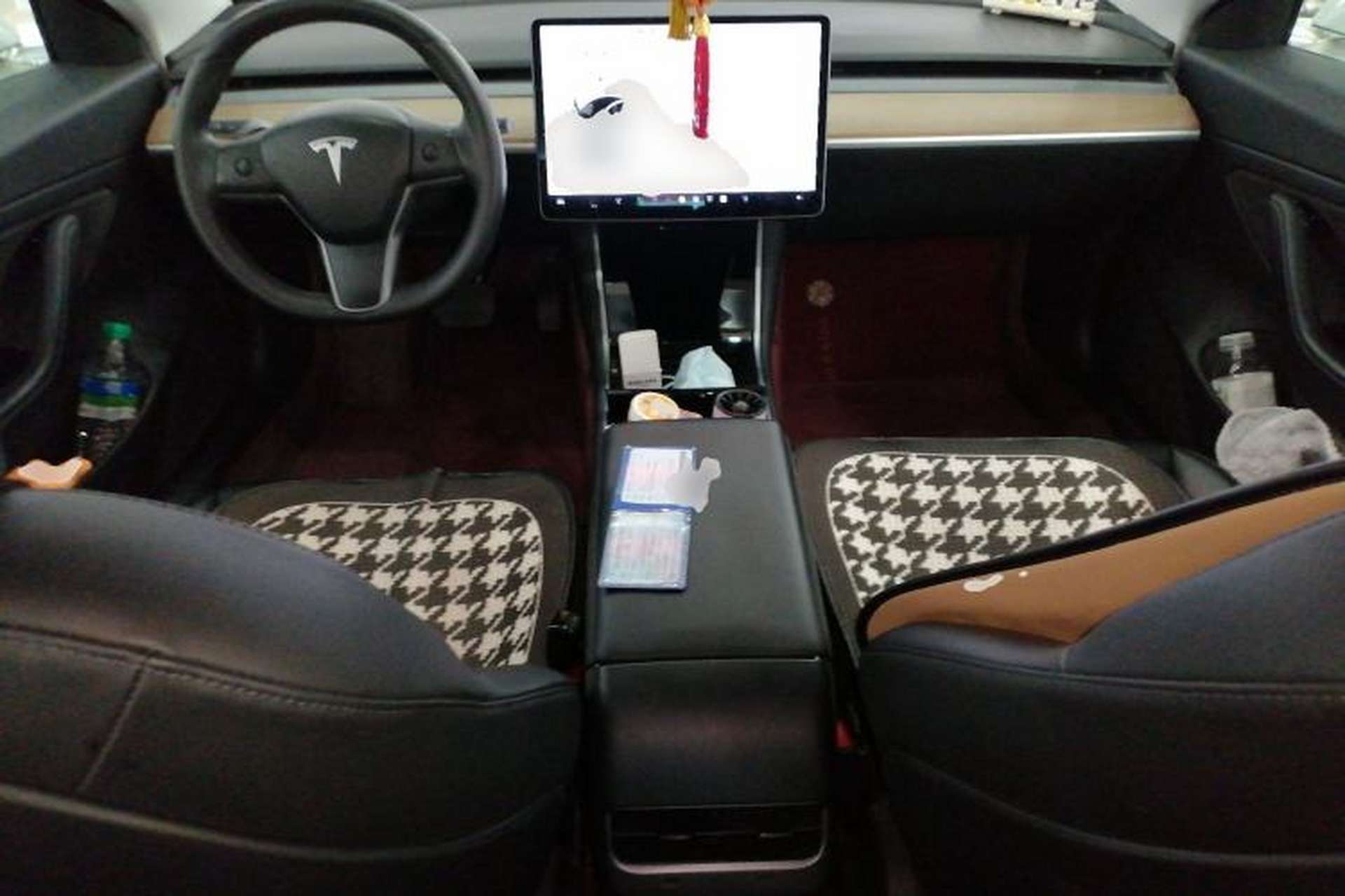 Used Tesla Model 3 2019 Standard Range Rear-Drive Upgraded Version Center Console