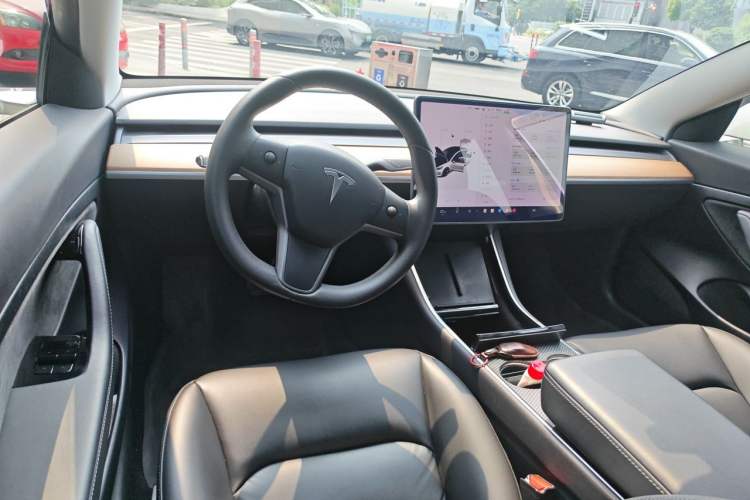 Used Tesla Model 3 2019 Standard Range Rear-Drive Upgraded Version Center Console
