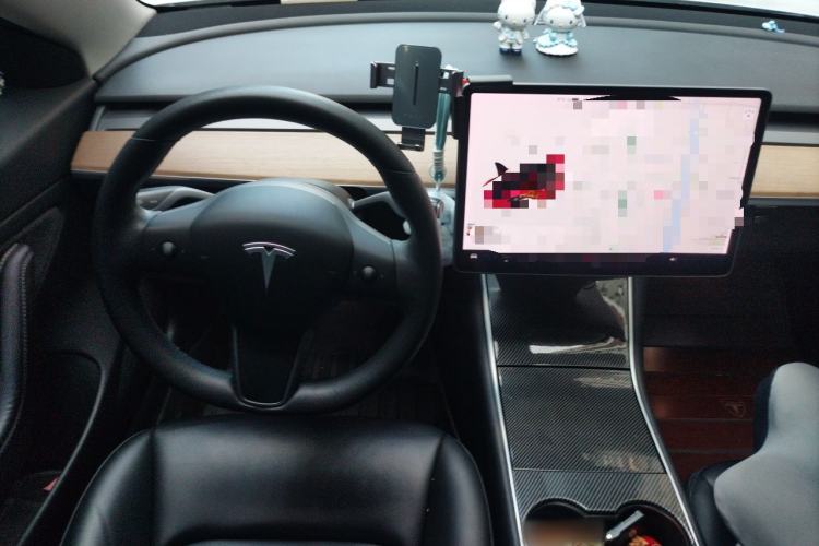 Used Tesla Model 3 2019 Long-Range Rear-Wheel-Drive Version Center Console