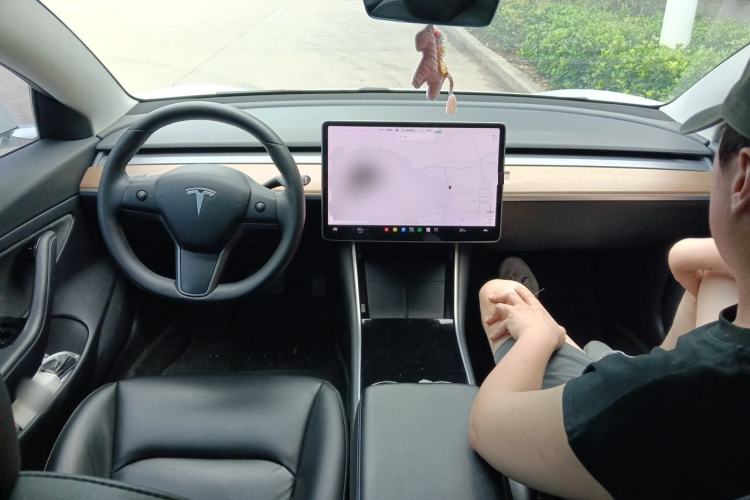Used Tesla Model 3 2019 Standard Range Rear-Drive Upgraded Version Center Console