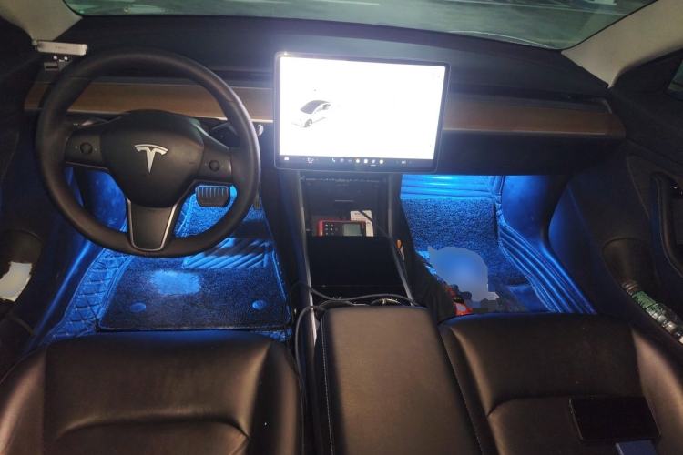 Used Tesla Model 3 2019 Long-Range Rear-Wheel-Drive Version Center Console