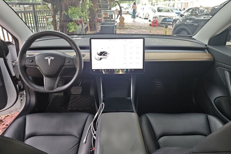 Used Tesla Model 3 2019 Long-Range Rear-Wheel-Drive Version Center Console