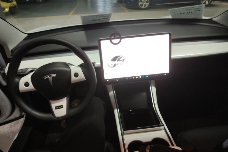 Used Tesla Model 3 2019 Standard Range Rear-Wheel Drive Upgraded Version (60 kWh) Center Console