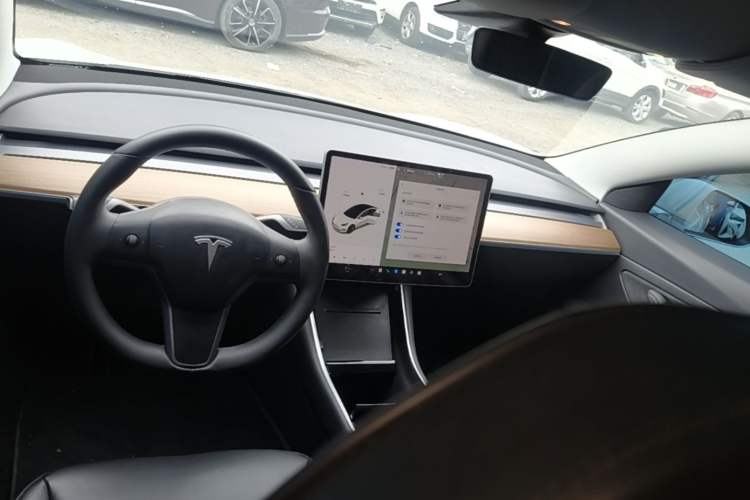 Used Tesla Model 3 2019 Standard Range Rear-Drive Upgraded Version Center Console