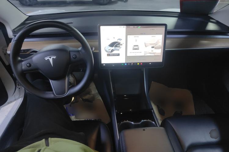 Used Tesla Model 3 2019 Standard Range Rear-Wheel Drive Upgraded Version (60 kWh) Center Console