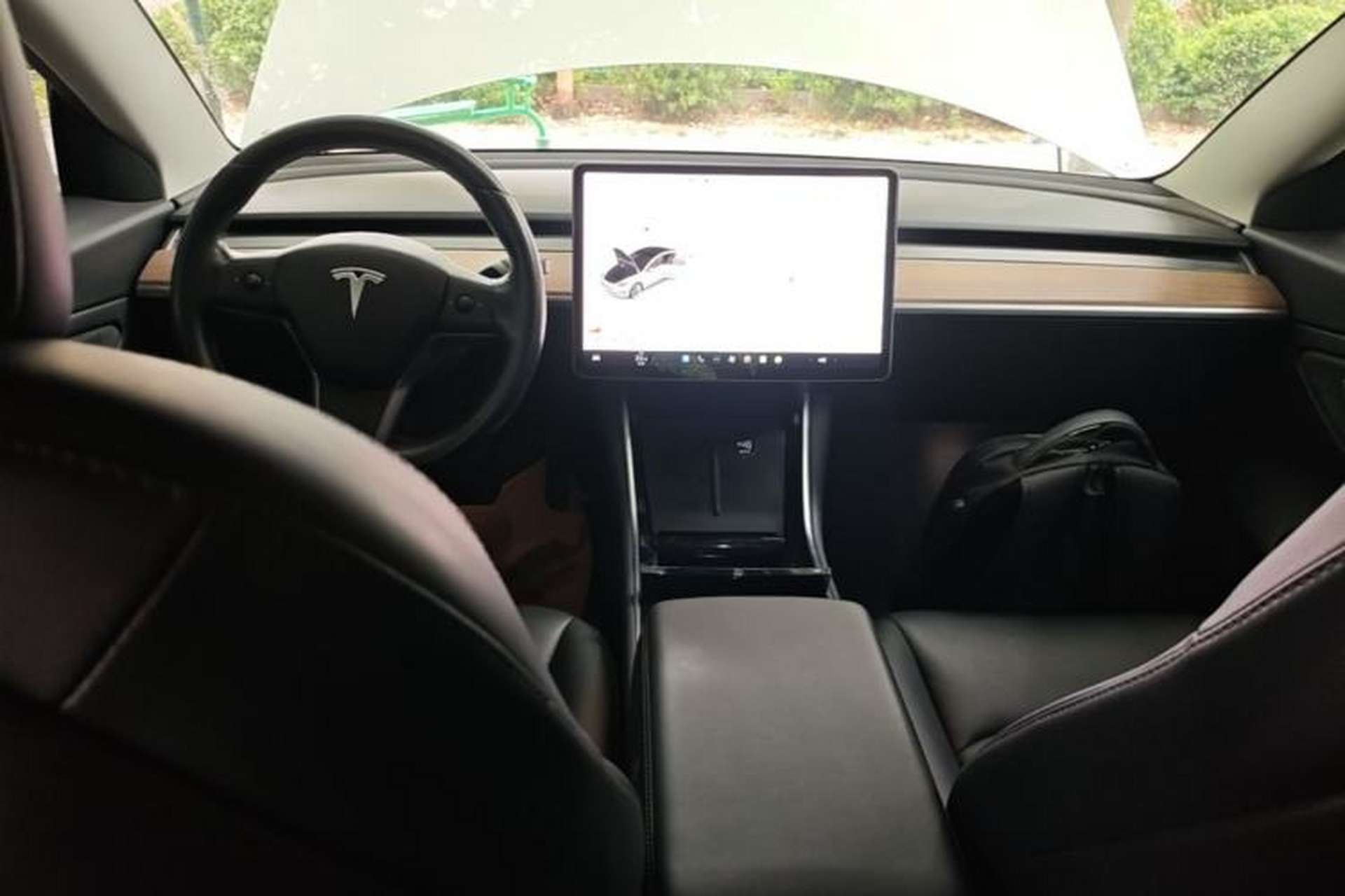 Used Tesla Model 3 2019 Long-Range Rear-Wheel-Drive Version Center Console