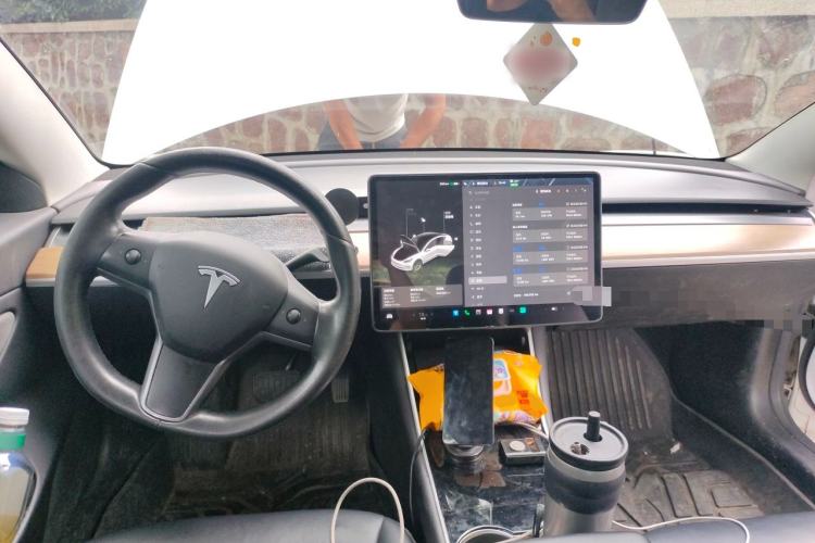 Used Tesla Model 3 2019 Long-Range Rear-Wheel-Drive Version Center Console