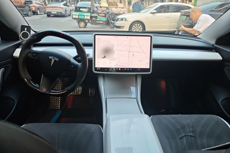 Used Tesla Model 3 2019 Performance High-Performance All-Wheel-Drive Version Center Console