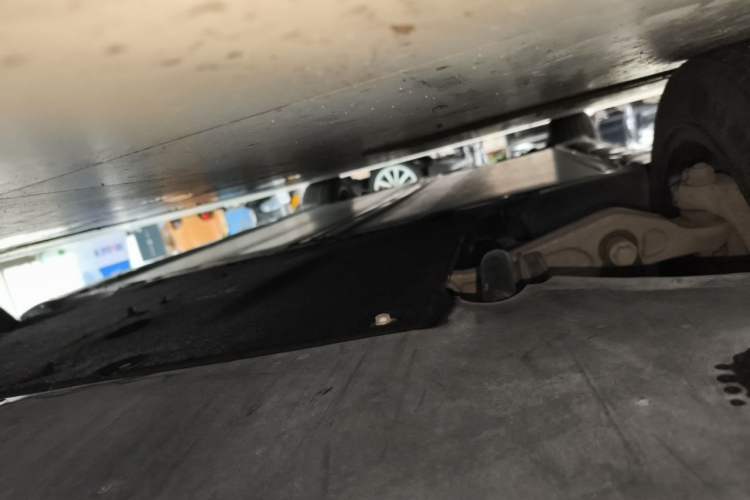 Used Tesla Model 3 2019 Long-Range Rear-Wheel-Drive Version Chassis Front
