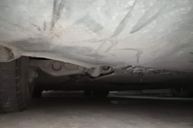 Used Tesla Model 3 2019 Standard Range Rear-Wheel Drive Upgraded Version (60 kWh) Chassis Front Right