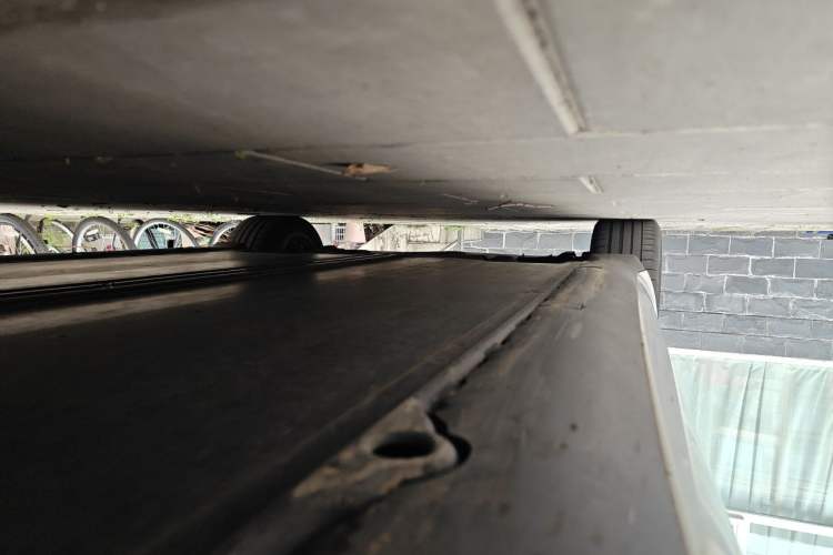 Used Tesla Model 3 2019 Long-Range Rear-Wheel-Drive Version Chassis Front Right