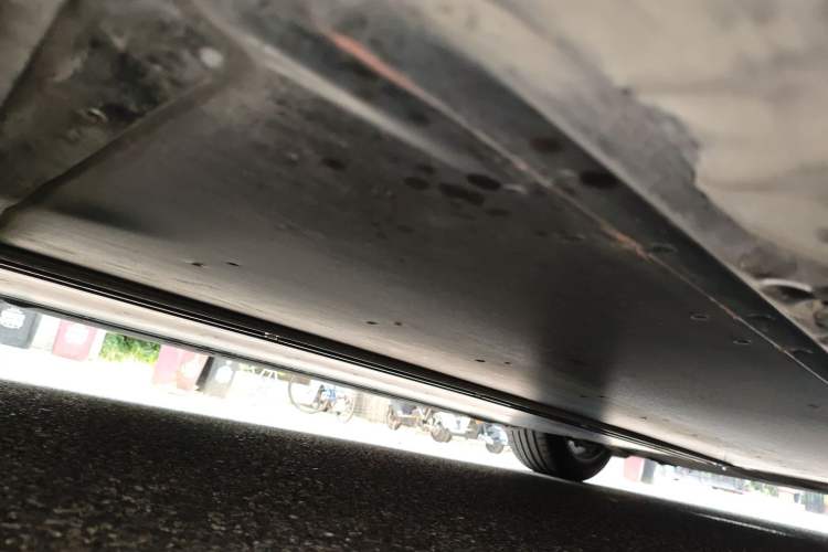 Used Tesla Model 3 2019 Standard Range Rear-Wheel Drive Upgraded Version (52 kWh) Chassis Rear Right
