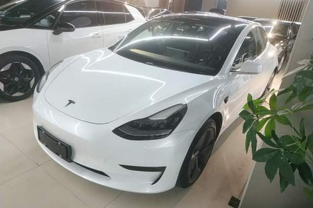 Tesla Model 3 2019 Standard Range Rear-Wheel Drive Upgraded Version (60 kWh) d’occasion